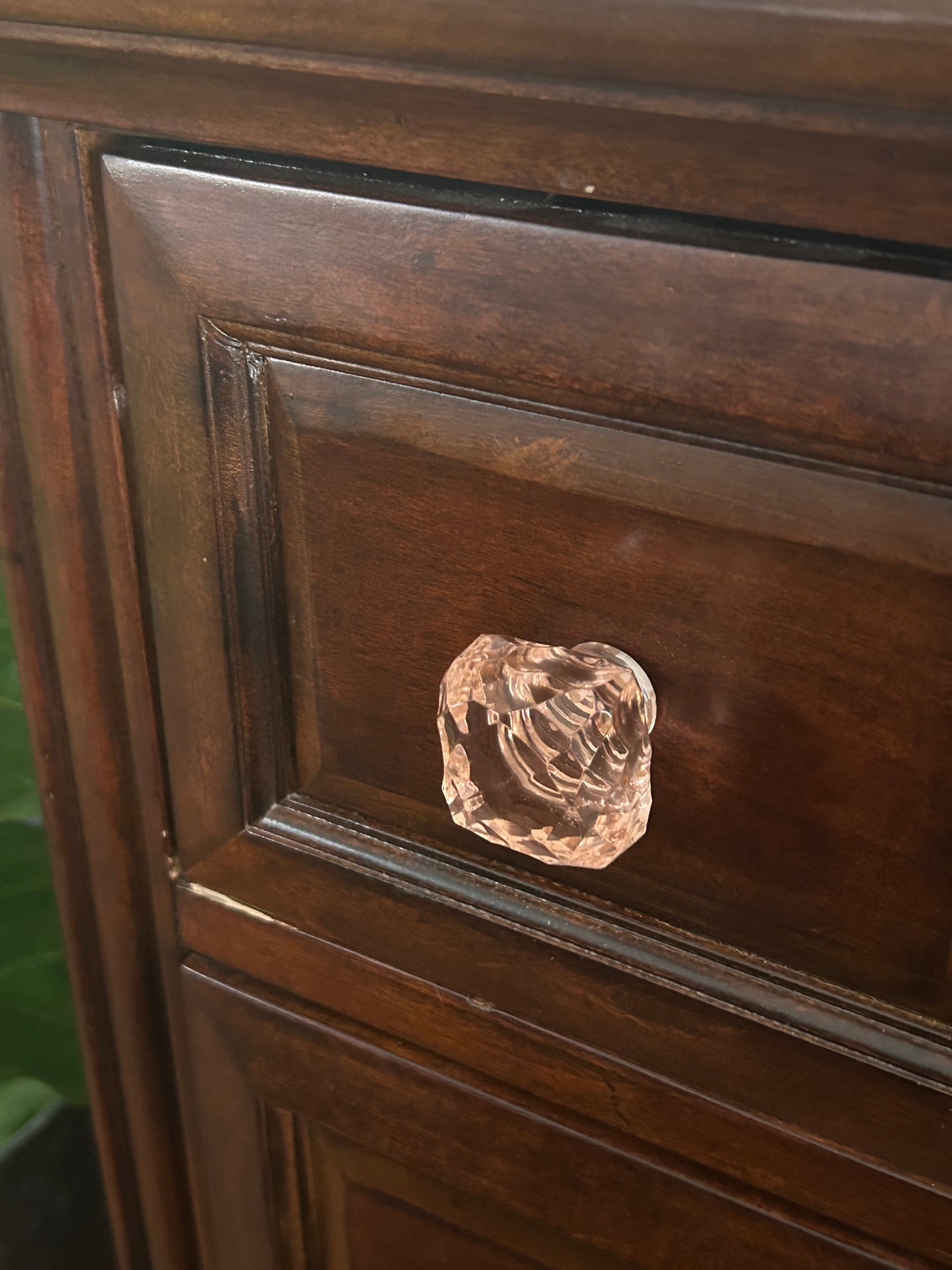 Rose Water Glass Knob