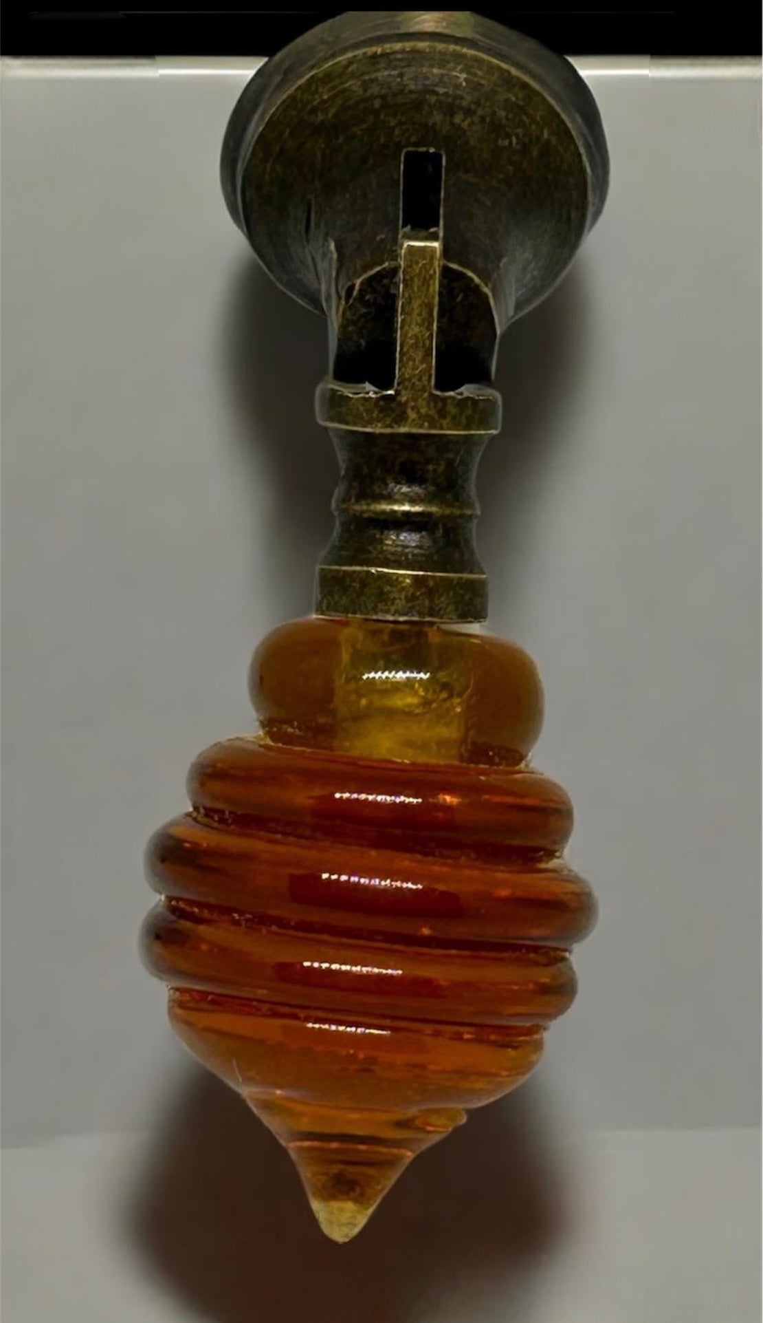 Amber Honeycomb Drop Pull