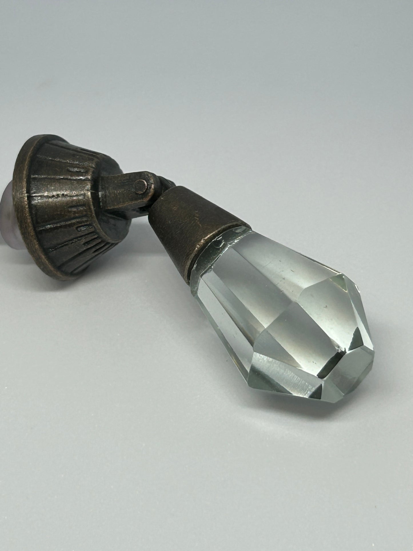 Crystal Wave Drop Pull