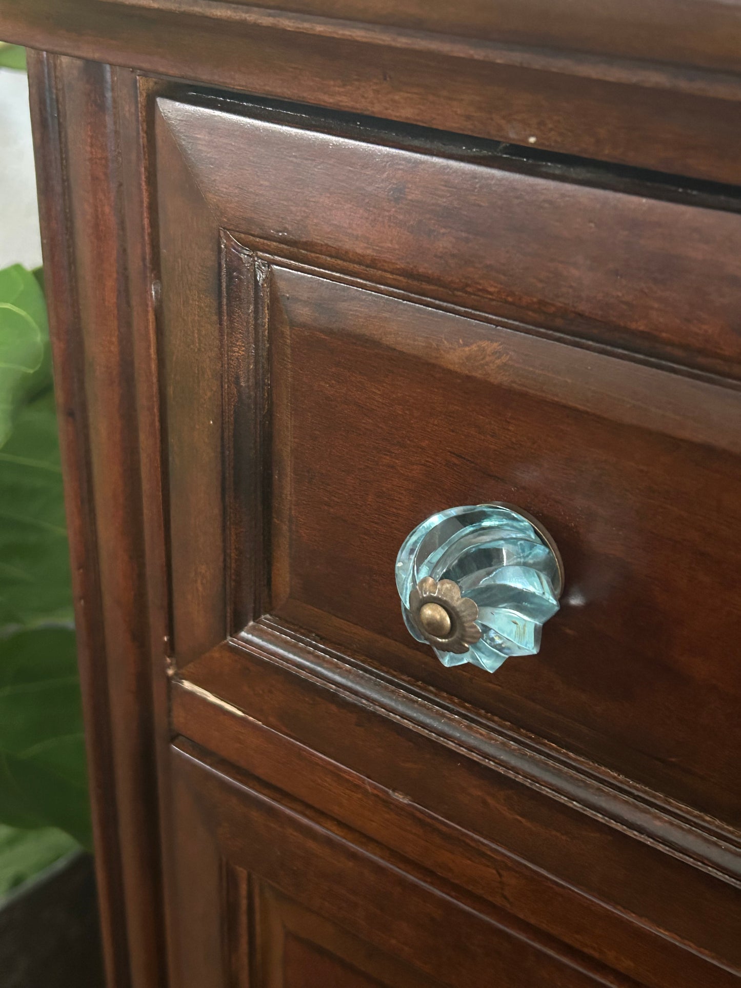Aqua Glow Glass Knob