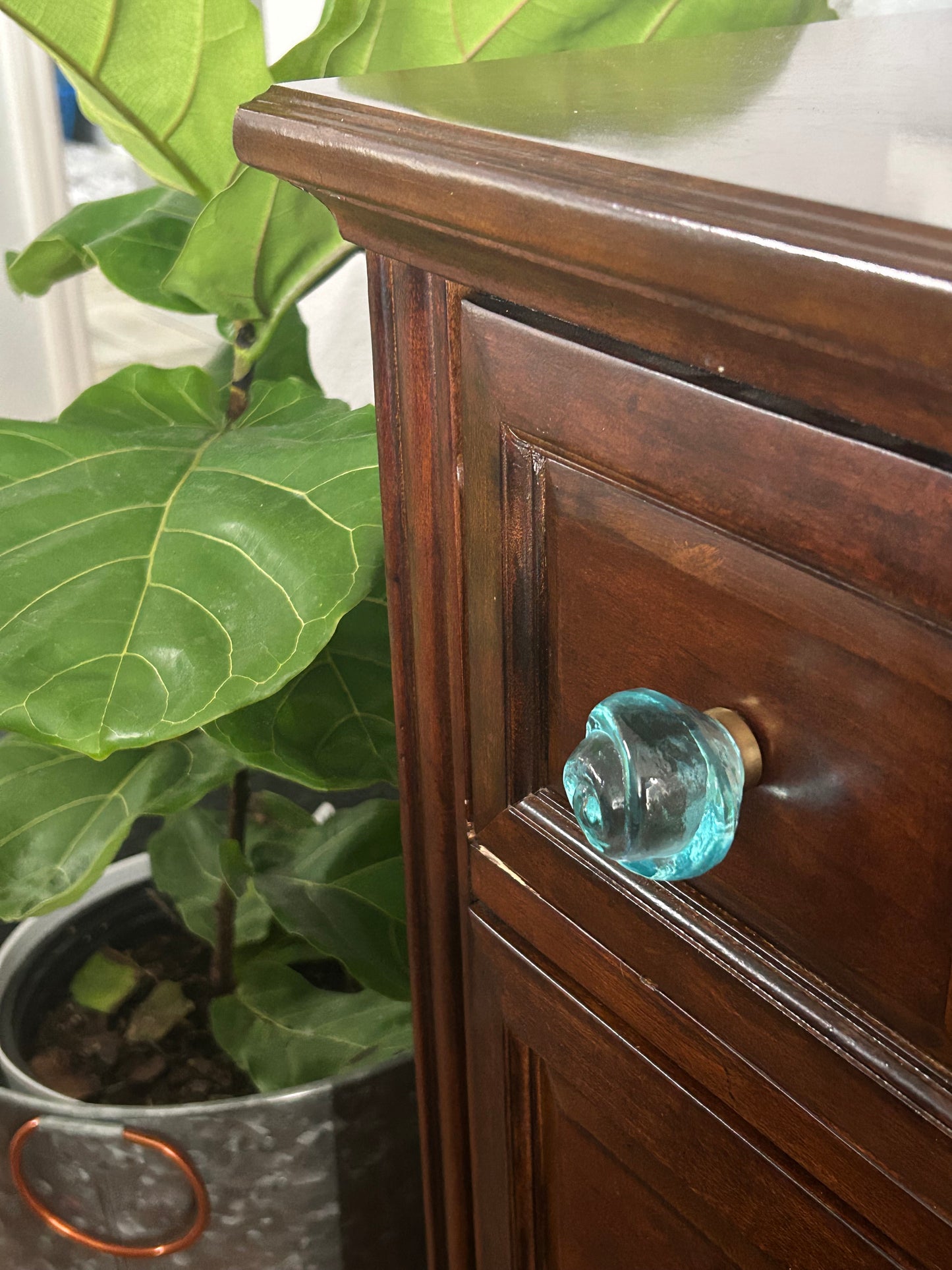 Sea Foam Glass Knob