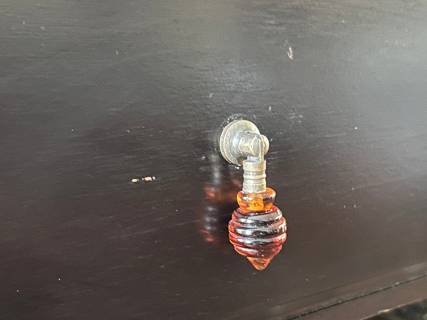 Amber Honeycomb Drop Pull